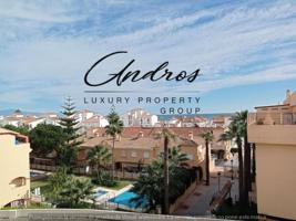 Apartamento en venta en San Luis de Sabinillas, Centro photo 0