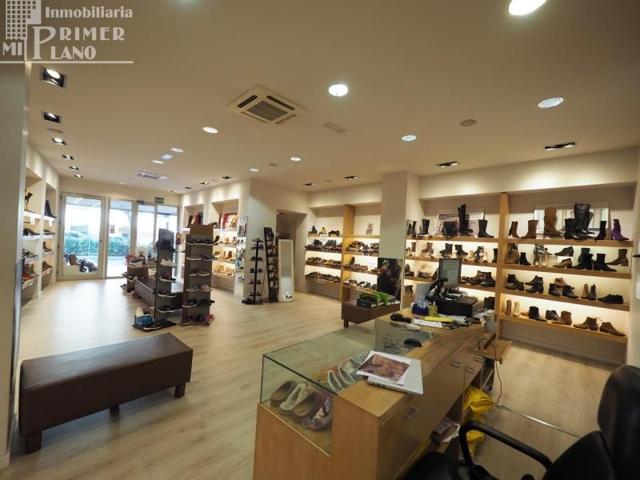 Local comercial en venta en Tomelloso, Calle Doña Crisanta photo 0