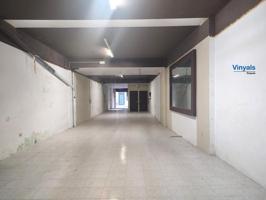 Local comercial en venta en Mataró, Mataró photo 0