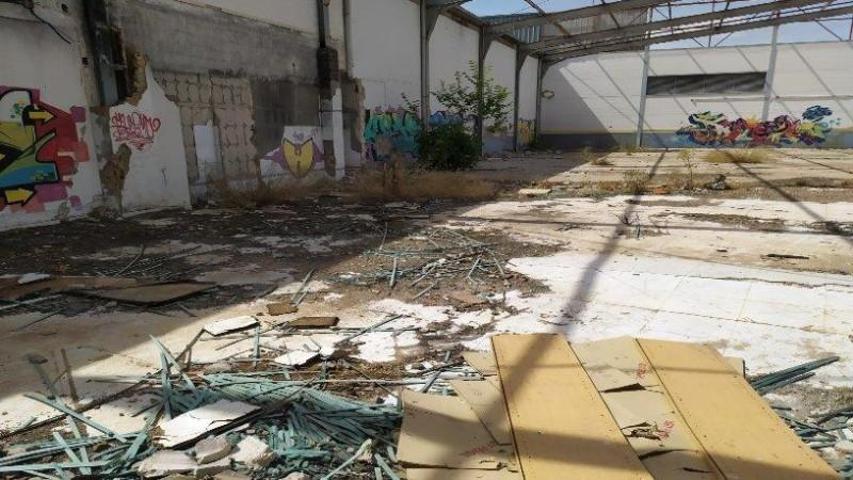 Nave industrial en venta en Sevilla, CTRA TORREBLANCA A MAIRENA DE ALCOR, KM 05 photo 0