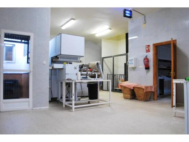 Local comercial en venta en Loja, Barrio San Antonio photo 0