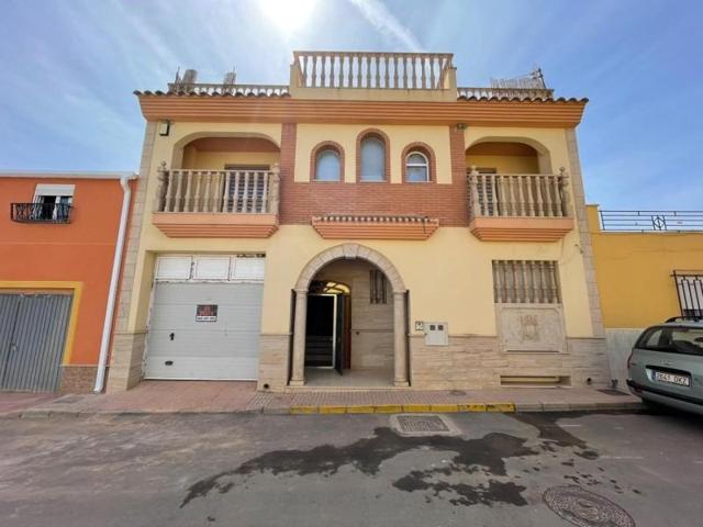 Adosada en venta en Huércal-Overa photo 0