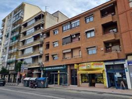 Piso en venta en Plasencia, AVD. LA SALLE - CENTRO - FUENTE DEL CABALLO photo 0