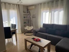 Piso en venta en La Pobla de Vallbona, Casco urbano photo 0