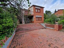 Chalet en venta en Sant Feliu de Codines, Sant Feliu De Codines photo 0