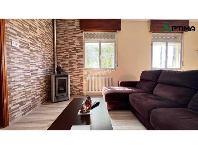 Casa en venta en Estrada photo 0