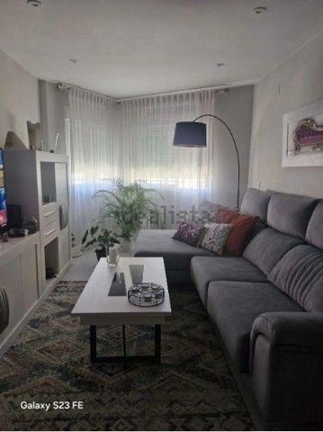 Piso en venta en Dos Hermanas photo 0