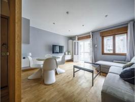 Piso en venta en Vigo, Plaza España photo 0