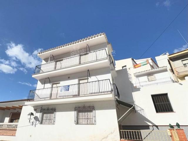 Casas de pueblo en venta en Sayalonga photo 0