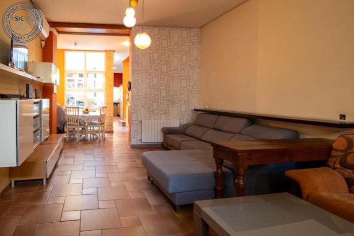 Casa en venta en Alzira, CENTRO photo 0