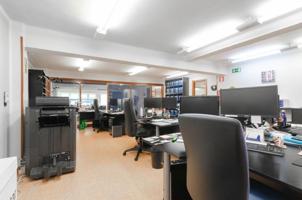 Local comercial en venta en Oviedo, Auditorio-Seminario-Parque de Invierno photo 0