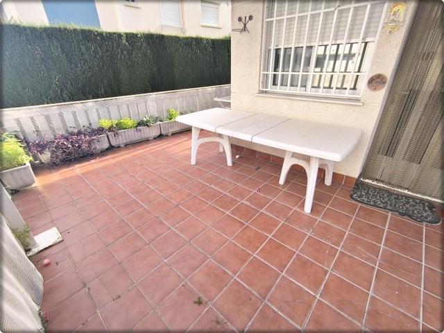 Planta baja en venta en Daimús photo 0