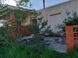 Chalet en venta en Villarreal, INDUSTRIAL photo 0