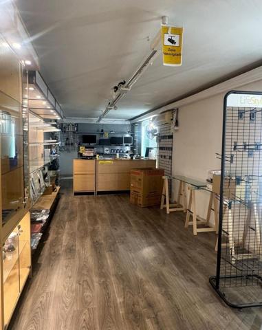 Local comercial en venta en Cádiz, Centro photo 0