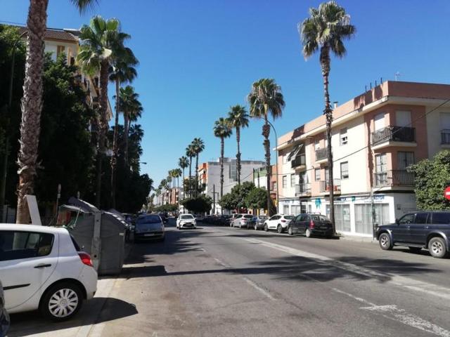 Adosada en venta en Sevilla, La Plata photo 0