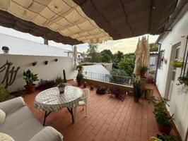 Adosada en venta en Pilas, Andalucia photo 0