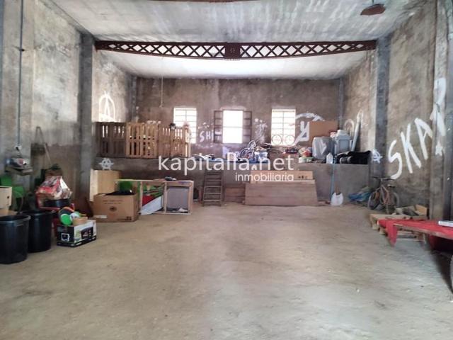 Casa en venta en Banyeres de Mariola, Banyeres de mariola photo 0