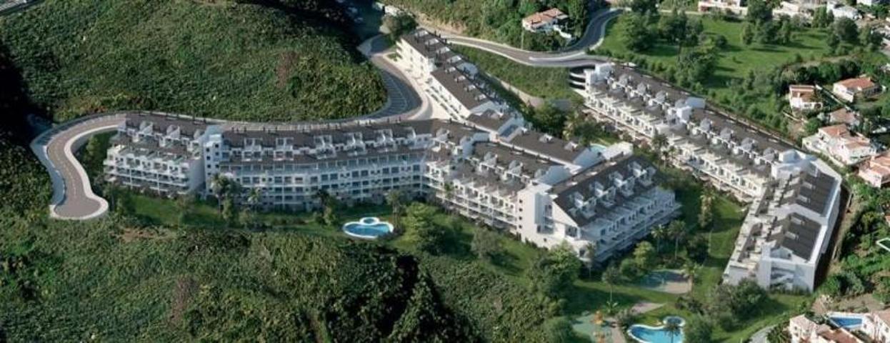 Piso en venta en Fuengirola, Calle Zorzal, 29640 photo 0