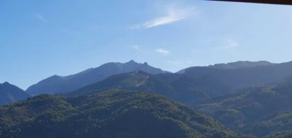 Casa con terreno en venta en Yunquera, Yunquera photo 0