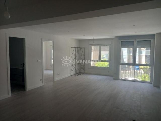 Apartamento en venta en Vigo photo 0