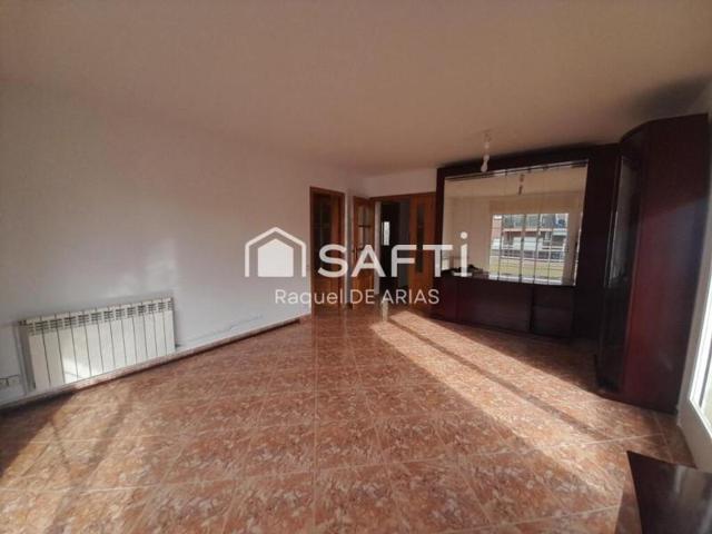 Piso en venta en Malgrat de Mar photo 0