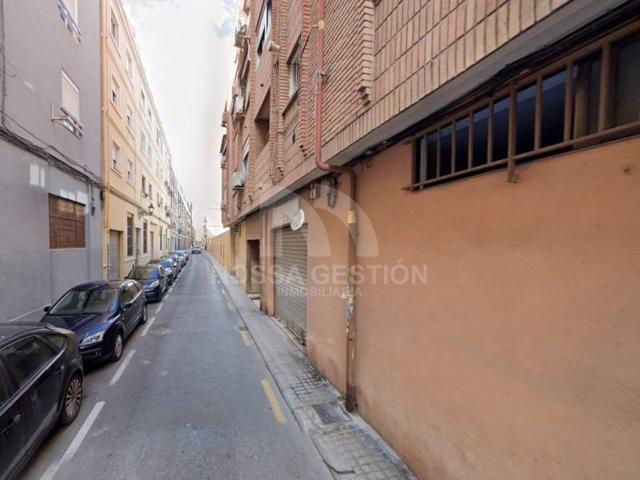 Piso en venta en Valencia, El Grau photo 0