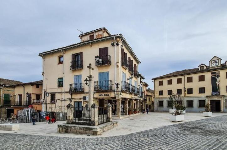 Piso en venta en Torrelaguna, Torrelaguna photo 0