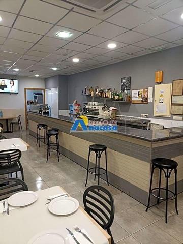 Local comercial en venta en Gandia, Gandía photo 0