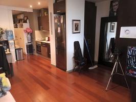 Piso en venta en Barcelona, Carrer de Navata, 08035 photo 0