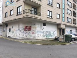 Local comercial en venta en Vilagarcía de Arousa, Centro photo 0