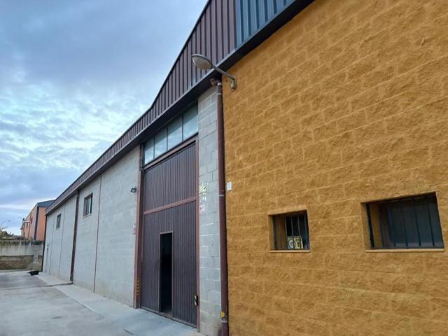 Nave industrial en venta en Almansa, Castilla la mancha photo 0