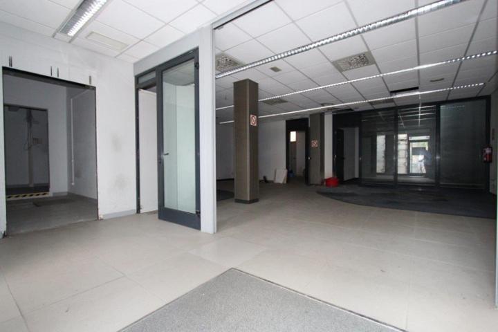 Local comercial en venta en Molins de Rei, *centrico photo 0