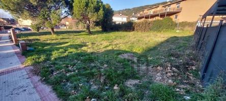 Terreno en venta en Moralzarzal, Centro urbano photo 0