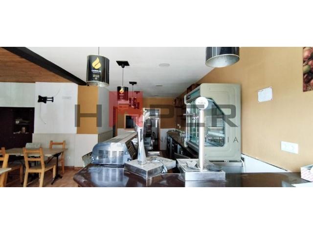 Local comercial en venta en el Prat de Llobregat photo 0