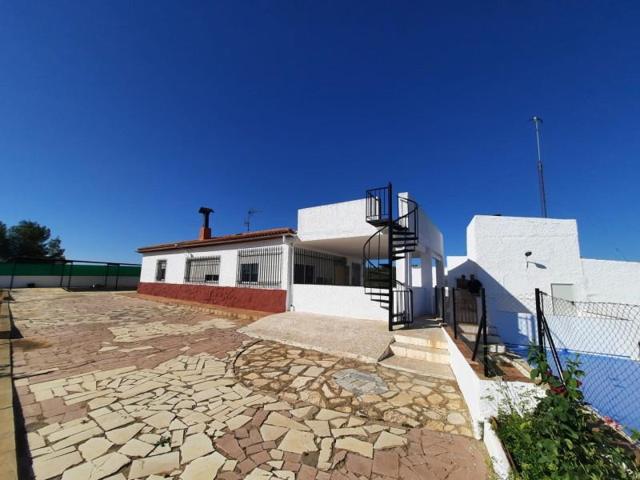 Casa con terreno en venta en Almansa, Escorredores photo 0