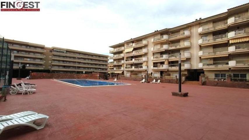 Piso en venta en Blanes, Els Pins photo 0