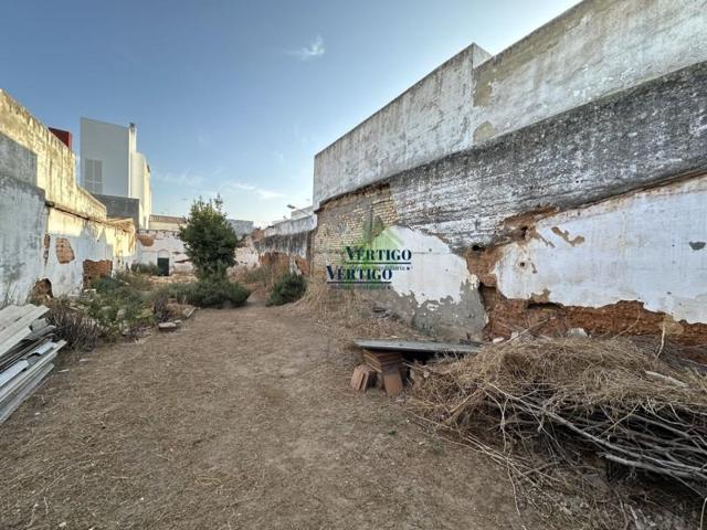 Terreno en venta en Dos Hermanas, Carlos I photo 0