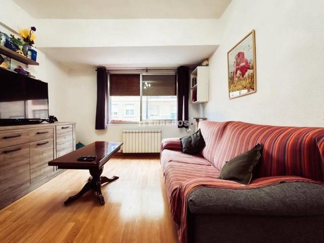 Apartamento en venta en Logroño, Perez Galdos photo 0