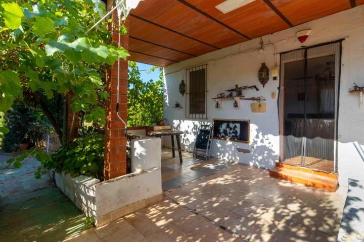 Chalet en venta en Badajoz, Dehesilla de Calamon photo 0