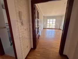 Piso en venta en Haro photo 0
