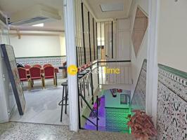 Local comercial en venta en Badalona photo 0