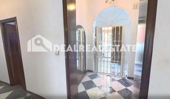 Casa en venta en Brenes, Brenes photo 0