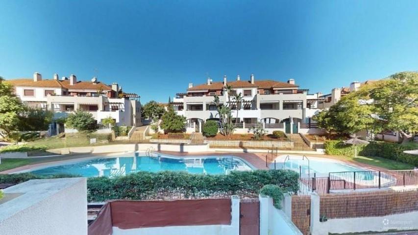 Piso en venta en Guillena, Las pajanosas photo 0