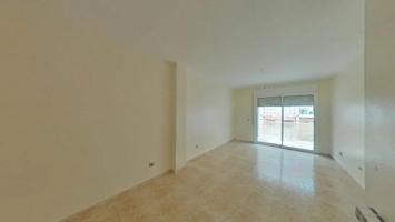 Piso en venta en Torredembarra, *CENTRE photo 0