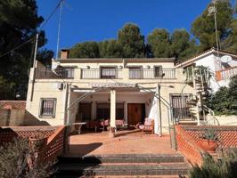 Chalet en venta en Almansa, Almansa photo 0