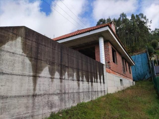 Casa con terreno en venta en Amés photo 0