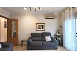 Piso en venta en Mislata photo 0