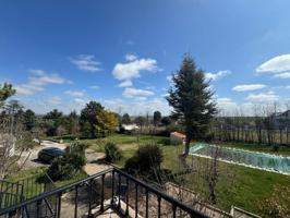 Chalet en venta en Calvarrasa de Abajo, Castilla y leon photo 0