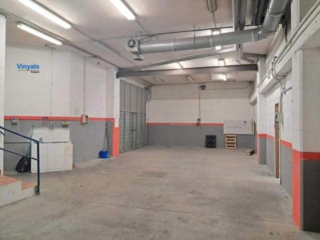 Nave industrial en venta en Mataró, Mataró photo 0