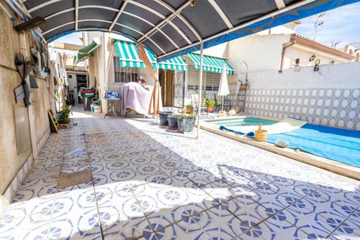 Adosada en venta en Torrevieja, Torretas photo 0